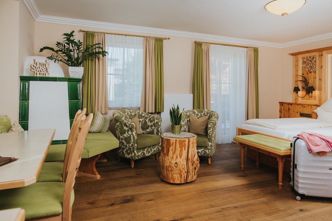 Ortner'S Resort Bad Füssing エクステリア 写真 A typical hotel room