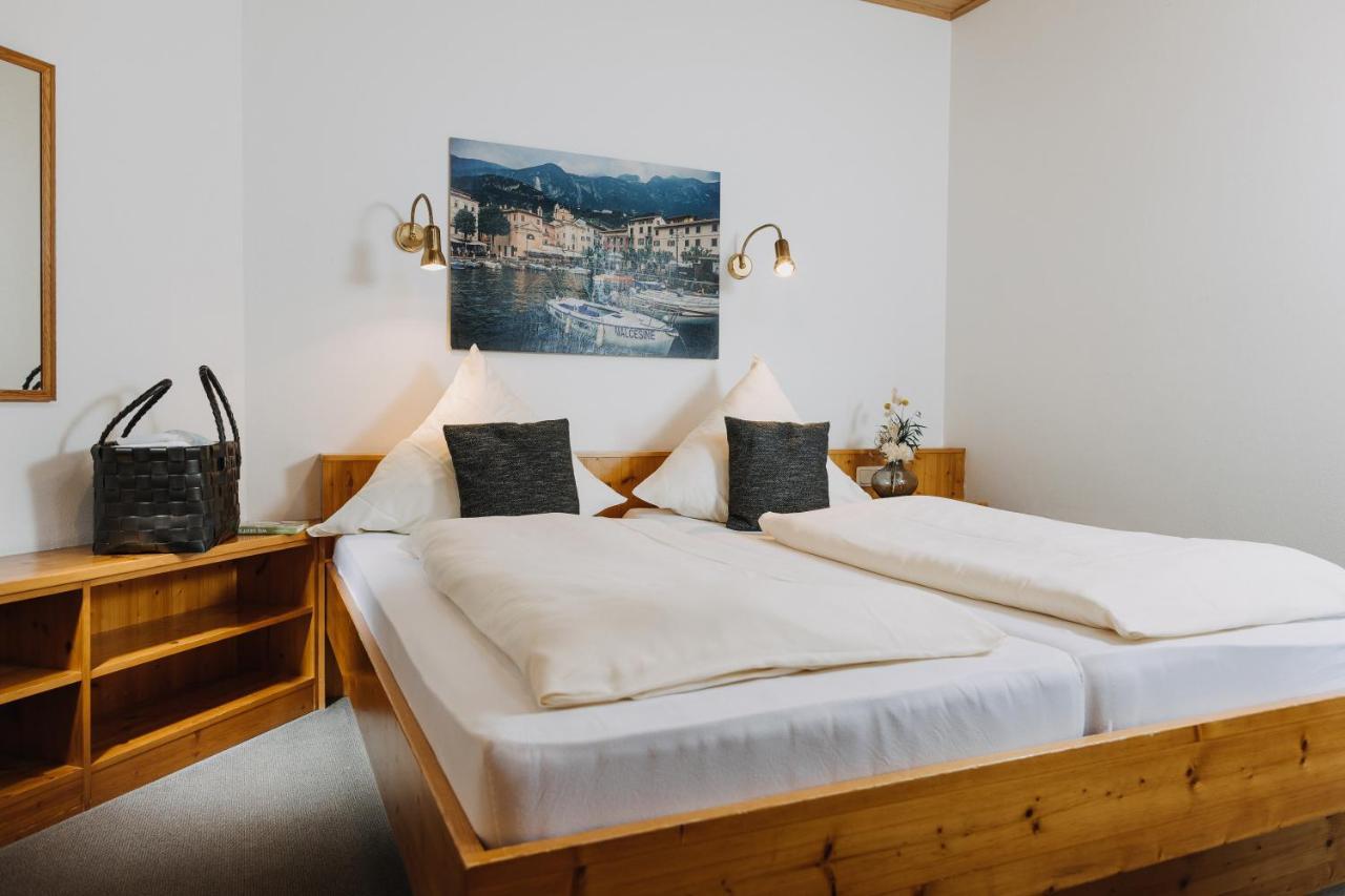 Ortner'S Resort Bad Füssing エクステリア 写真 A typical room at the Hotel Garni