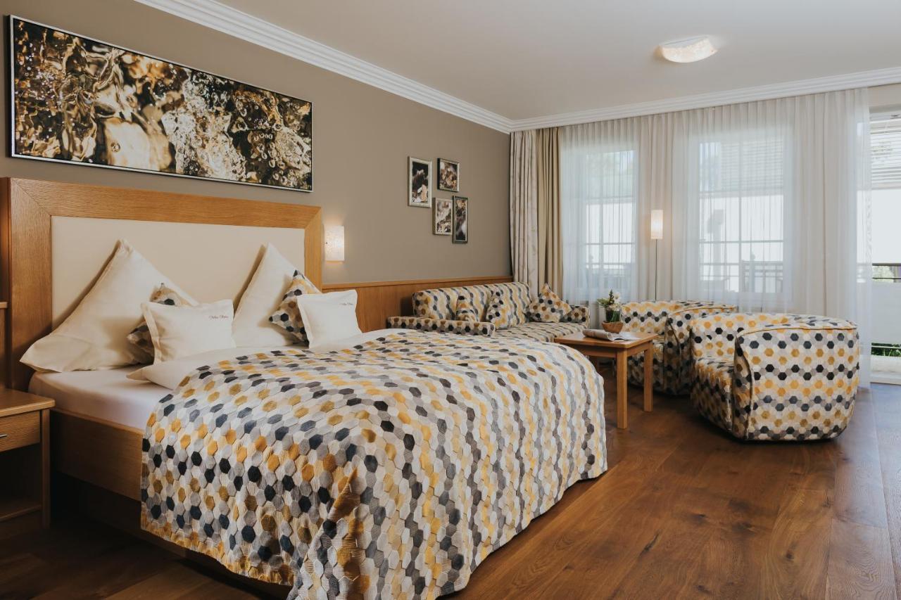 Ortner'S Resort Bad Füssing エクステリア 写真 A typical hotel room